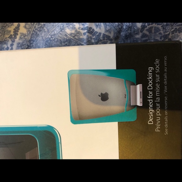 Nwt iSkin for iPad - Picture 5 of 8